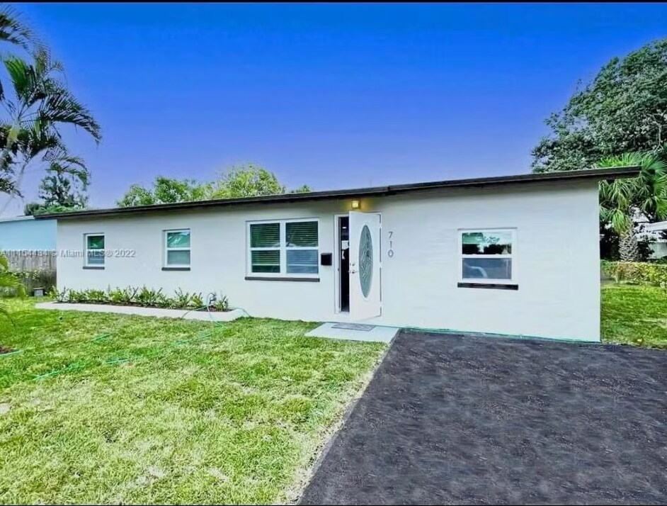 710 SW 9th St, Delray Beach, FL à vendre Photo principale– Image 1 sur 2