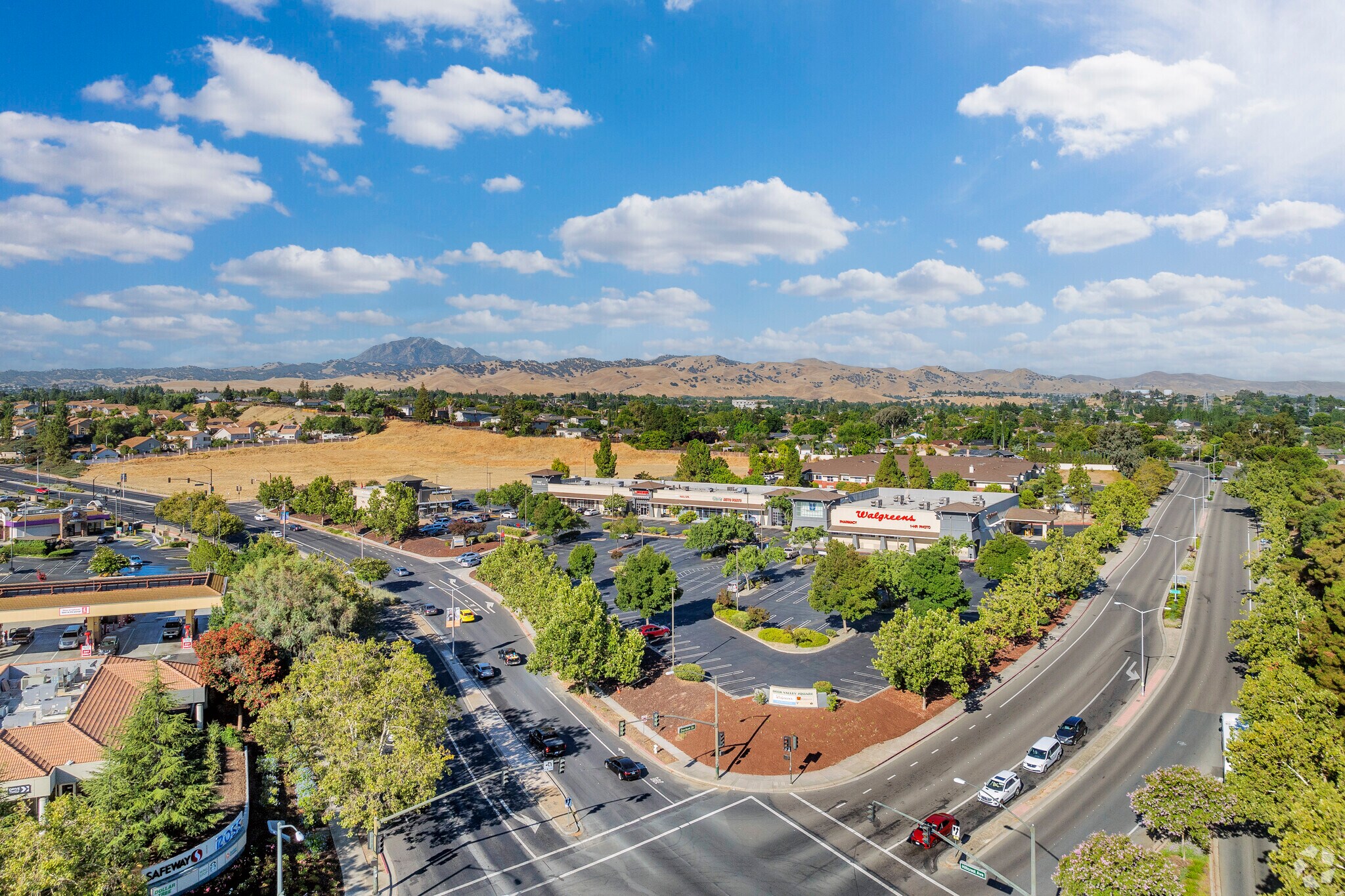 3440-3448 Deer Valley Rd, Antioch, CA à louer Photo de l’immeuble– Image 1 sur 43