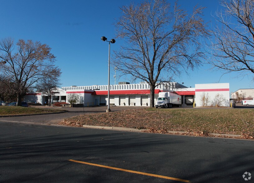 5330 NE Industrial Blvd, Minneapolis, MN à vendre - Photo de l’immeuble – Image 2 sur 4