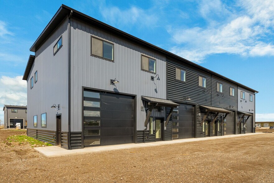 202 Fletching Way, Belgrade, MT à vendre - Photo de l’immeuble – Image 3 sur 31