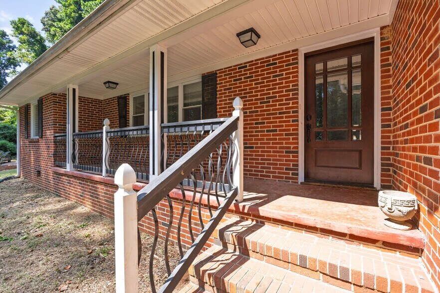 250 E Memorial Dr, Dallas, GA à vendre - Photo de l’immeuble – Image 3 sur 60