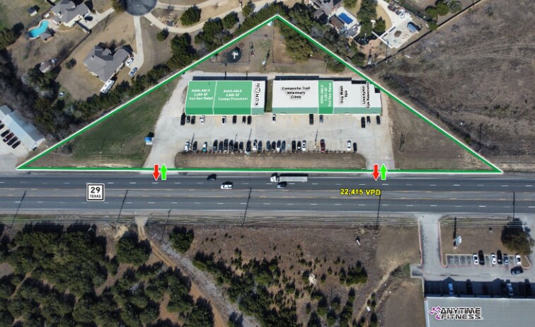 14370 W Hwy 29, Liberty Hill, TX à louer - Photo de l’immeuble – Image 2 sur 5