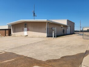 502-608 N Redbud Ave, Broken Arrow, OK à louer Photo de l’immeuble– Image 1 sur 3