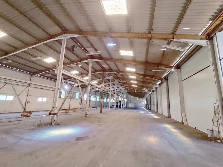 Industriel/Logistique dans Saint-Maurice-de-Cazevieille à vendre - Photo intérieure – Image 2 sur 7