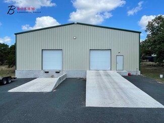 Plus de détails pour 347 E FM 289, Comfort, TX - Industriel/Logistique à louer