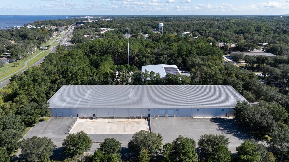 3525 Enterprise Way, Green Cove Springs, FL à louer - Photo de l’immeuble – Image 3 sur 8