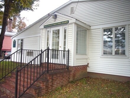 15 Meadow St, Litchfield, CT à louer - Photo principale – Image 1 sur 1