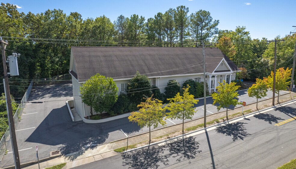 701 William Vickers Ave, Durham, NC à louer - Photo de l’immeuble – Image 2 sur 15