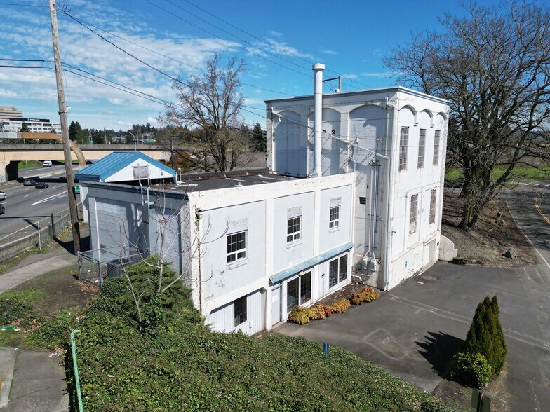 100 & 102 SE Columbia Way, Vancouver, WA à louer - Photo de l’immeuble – Image 2 sur 13