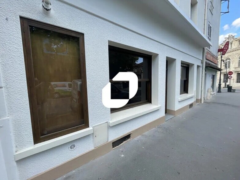 29 Rue Jean Moët, Épernay à louer - Photo de l’immeuble – Image 2 sur 7