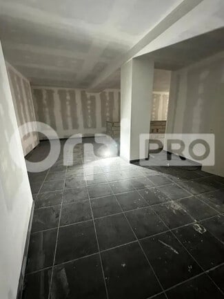 Plus de détails pour Local commercial à louer