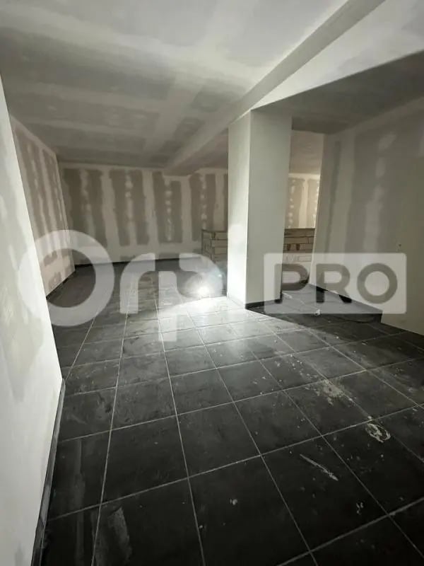 Local commercial dans Limoges à louer Photo intérieure– Image 1 sur 9