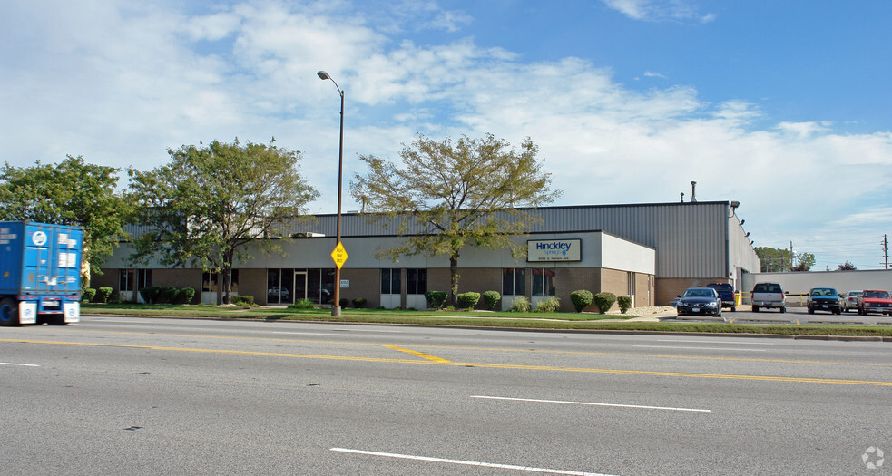6155 S Harlem Ave, Chicago, IL à louer - Photo de l’immeuble – Image 2 sur 9