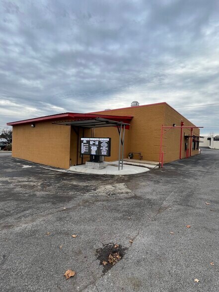 805 Old Fort Pky, Murfreesboro, TN à vendre - Photo de l’immeuble – Image 3 sur 21