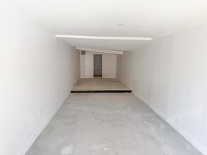 7801 Melrose Ave, Los Angeles, CA à louer Photo intérieure– Image 1 sur 2