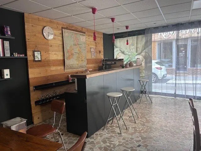 Local commercial dans Chalon-sur-Saône à louer - Photo intérieure – Image 3 sur 6