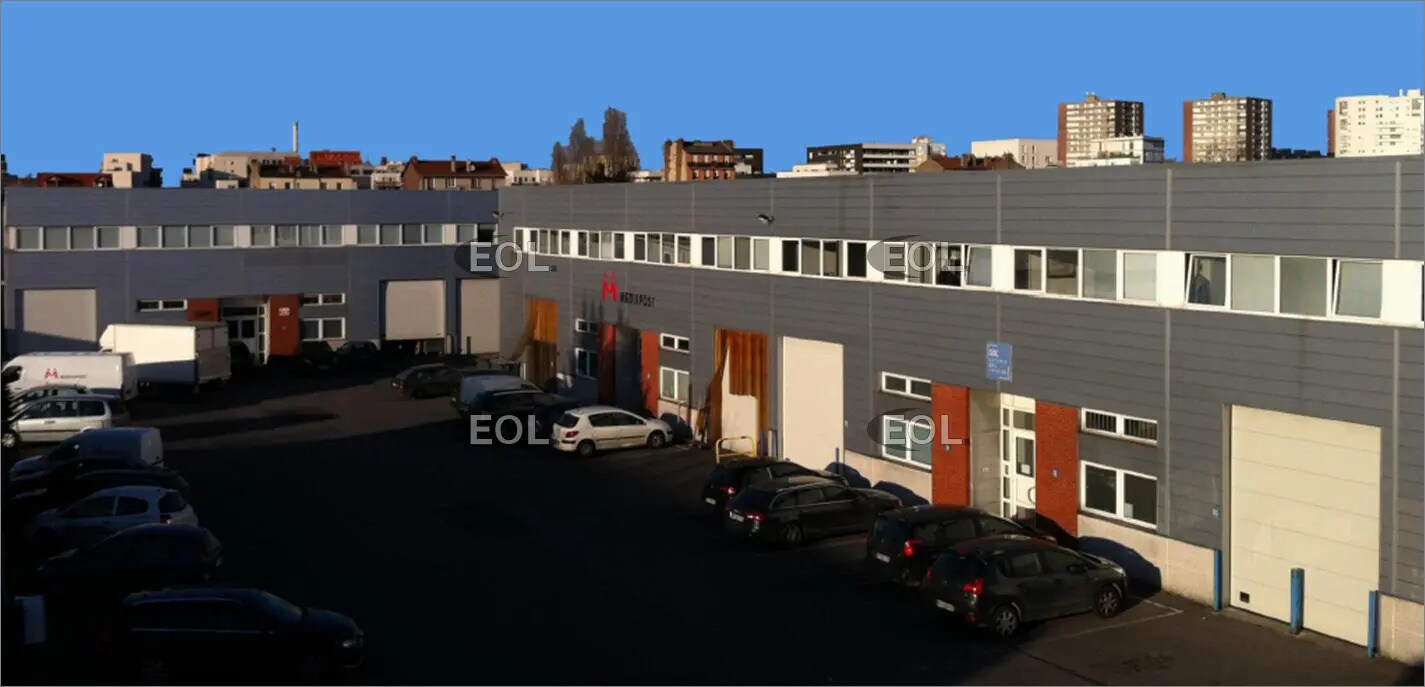 Local d’activités dans Vitry-sur-Seine à louer Photo de l’immeuble– Image 1 sur 10