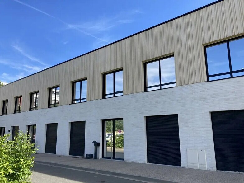 Bureau dans Bordeaux à louer - Photo de l’immeuble – Image 3 sur 12