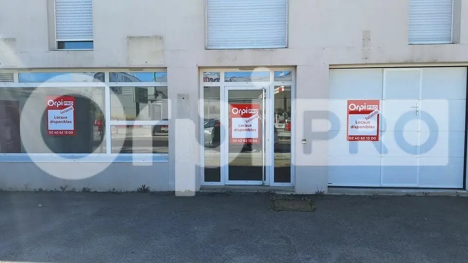 Local commercial dans Saint-Nazaire à louer Photo de l’immeuble– Image 1 sur 5