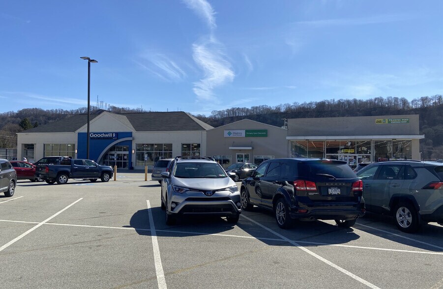1200-1250 Pittsburgh St, Cheswick, PA à louer - Photo de l’immeuble – Image 2 sur 3