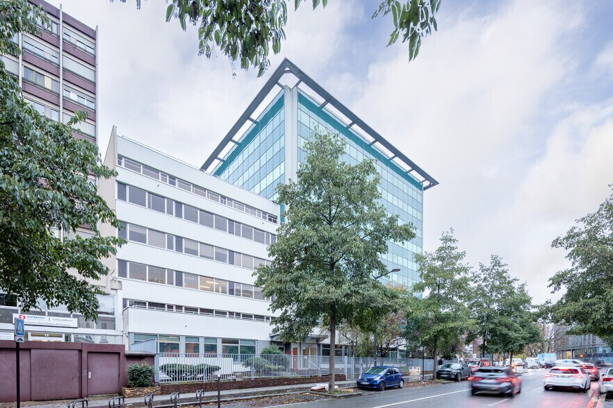 Bureau dans 1 Boulevard Hippolyte Marques, Ivry-sur-Seine à louer - Photo de l’immeuble – Image 2 sur 2
