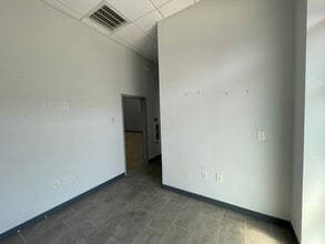 331 Corporate Wood Dr, Magnolia, TX à louer Photo intérieure– Image 2 sur 6