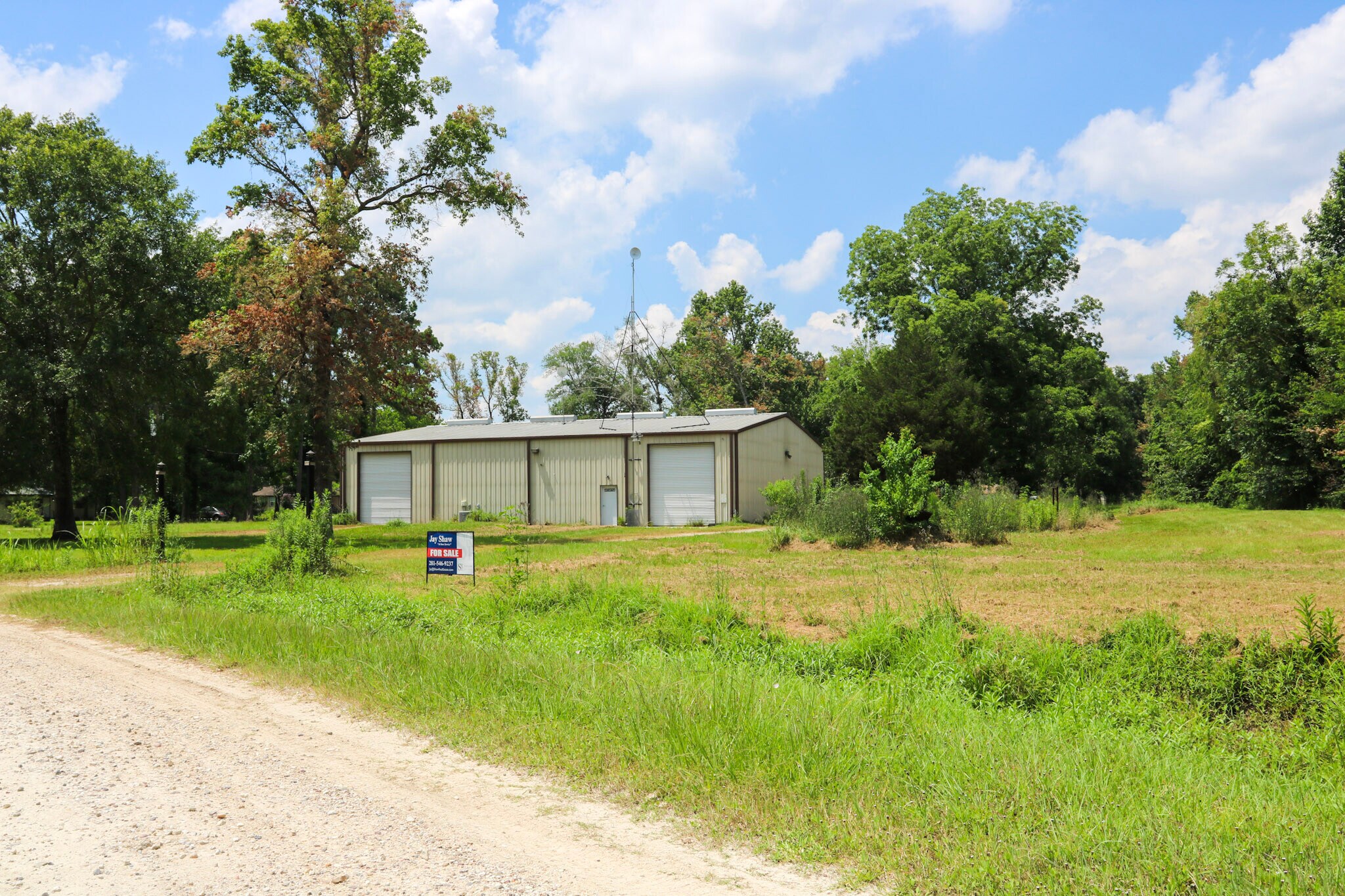 36 Private Road 6245, Dayton, TX à louer Photo principale– Image 1 sur 14