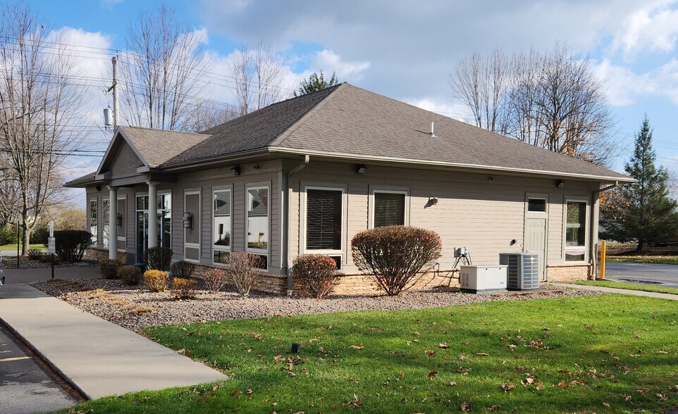 963 State Fair Blvd, Solvay, NY à vendre - Photo de l’immeuble – Image 2 sur 6