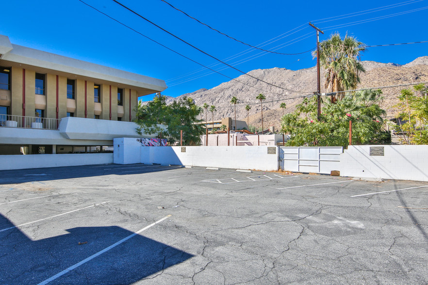 311 N Indian Canyon Dr, Palm Springs, CA à vendre - Autre – Image 3 sur 11