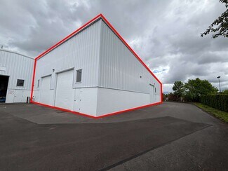 Plus de détails pour 2820 SE 58th Ct, Hillsboro, OR - Industriel/Logistique à louer