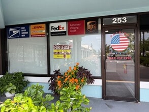 221 Tamiami Trl, Nokomis, FL à louer Autre– Image 1 sur 11