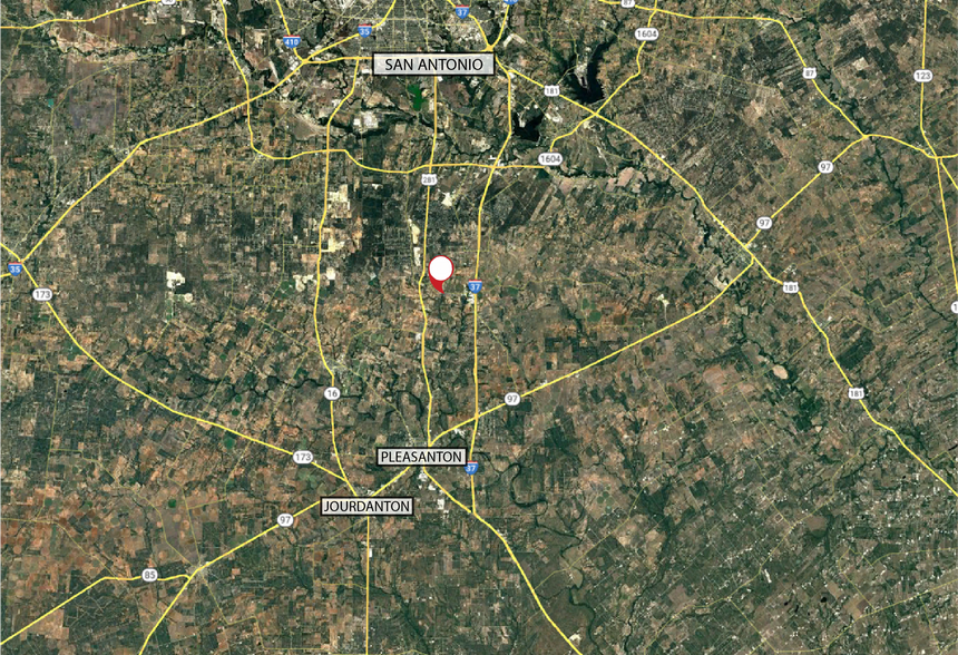1769 FM 536, Pleasanton, TX à vendre - Photo de l’immeuble – Image 2 sur 35