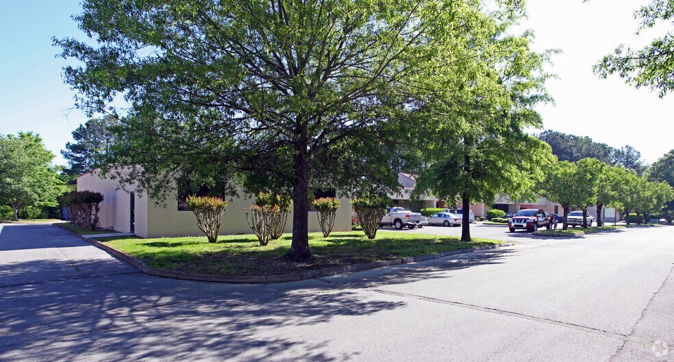 117 Nowlin Ln, Chattanooga, TN à louer - Photo de l’immeuble – Image 2 sur 11