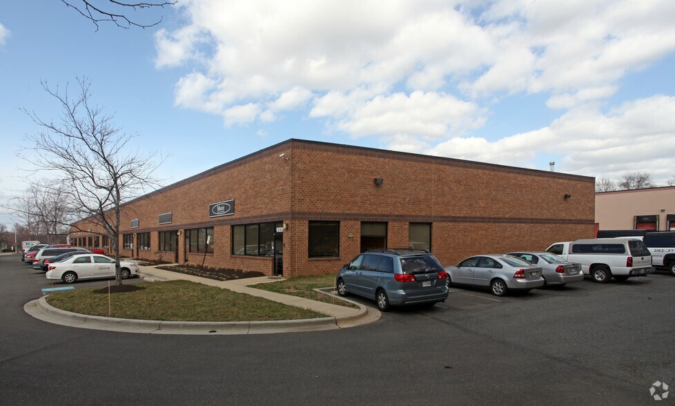 9201-9225 Hampton Overlook, Capitol Heights, MD à louer - Photo de l’immeuble – Image 2 sur 11