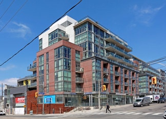 Plus de détails pour 2-4 Gladstone Ave, Toronto, ON - Local commercial à louer