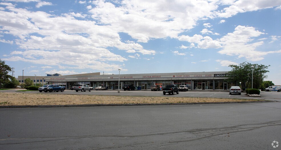 6825 Space Village Ave, Colorado Springs, CO à louer - Photo de l’immeuble – Image 3 sur 3