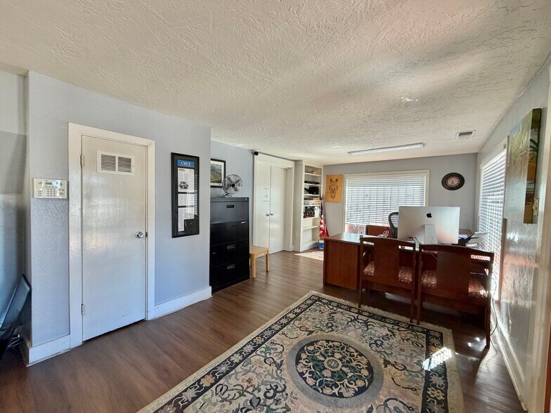 1605 Capitola Rd, Santa Cruz, CA à louer - Photo de l’immeuble – Image 1 sur 22