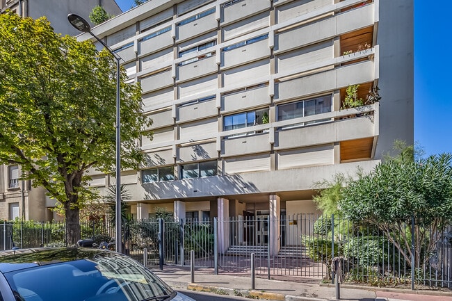 Plus de détails pour 9 Rue Daumier, Marseille - Bureau à louer