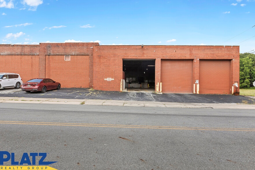 1120 Oak Hill Ave, Youngstown, OH à vendre - Photo de l’immeuble – Image 2 sur 21