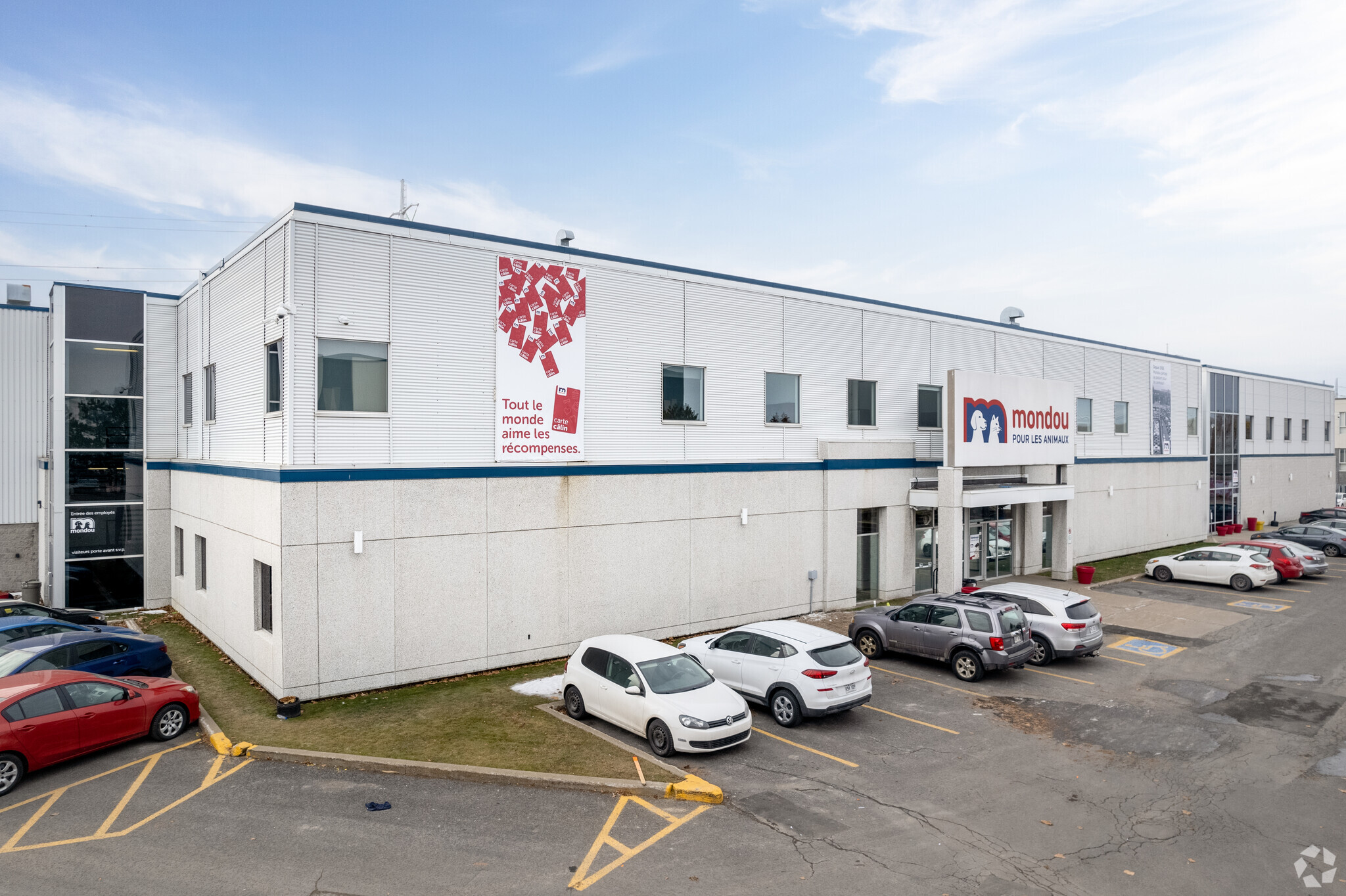 10400 Renaude-Lapointe, Montréal, QC à vendre Photo principale– Image 1 sur 7