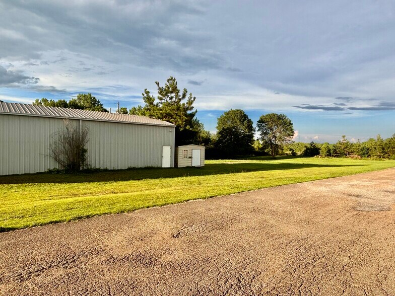 1090 County Road 833, Guntown, MS à vendre - Photo de l’immeuble – Image 3 sur 3