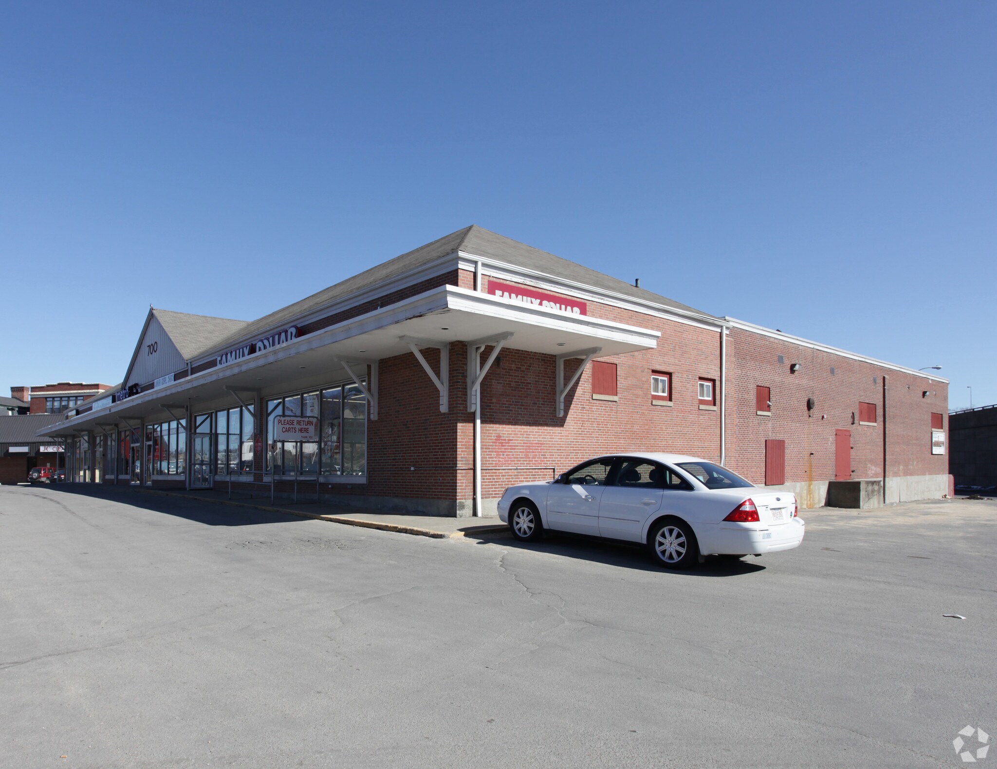 500-702 Southbridge St, Worcester, MA à louer Photo principale– Image 1 sur 9