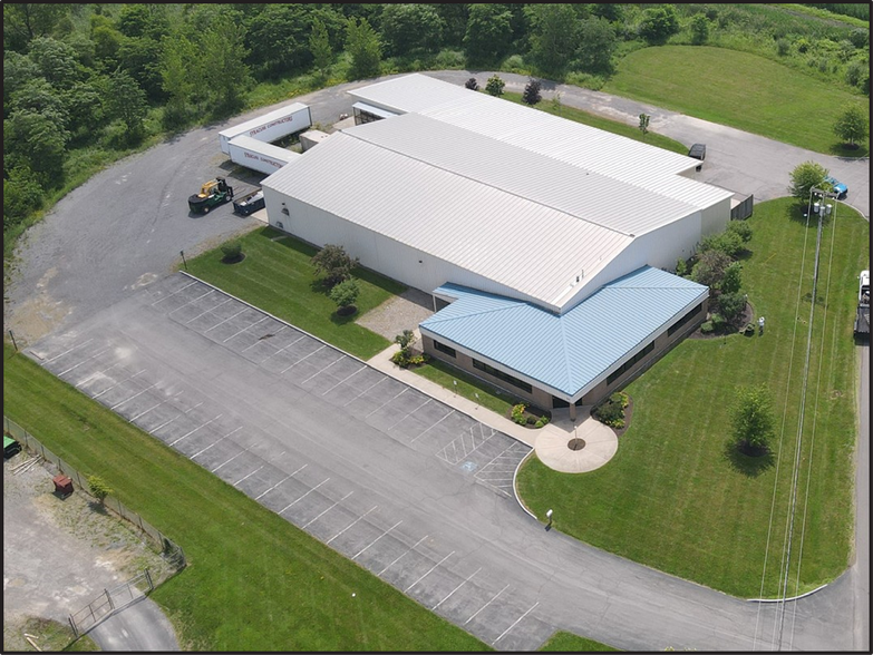 5917 Fisher Rd, East Syracuse, NY à louer - Aérien – Image 2 sur 8