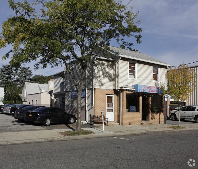 421 5th St, Pelham, NY à louer - Photo de l’immeuble – Image 3 sur 23