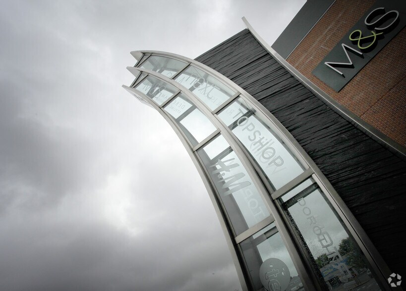 Eagles Meadow, Wrexham à louer - Photo de l’immeuble – Image 2 sur 10