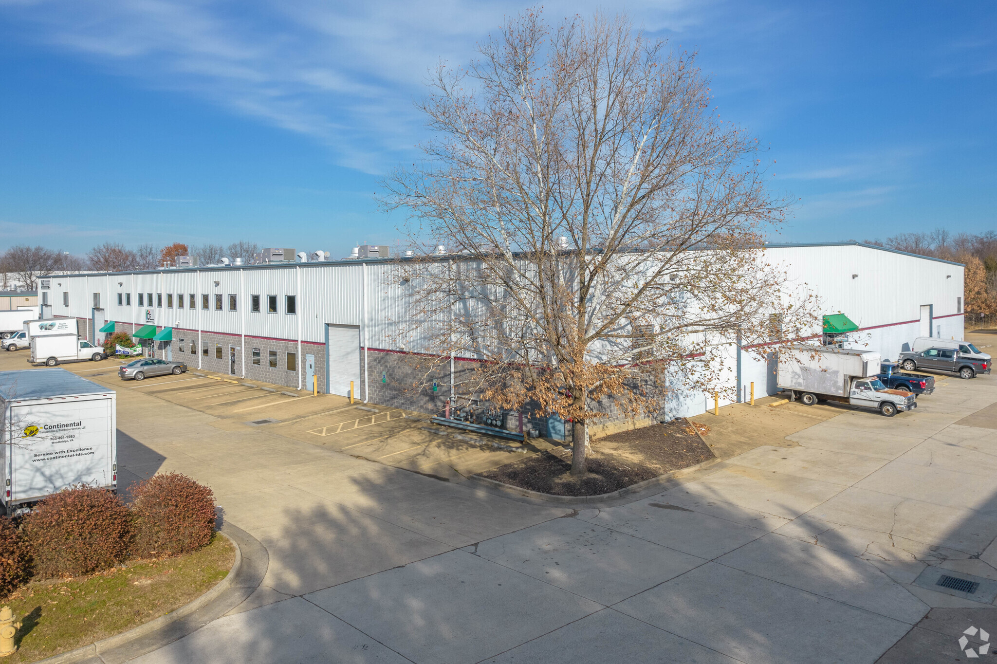 15005 Farm Creek Dr, Woodbridge, VA à louer Photo principale– Image 1 sur 6