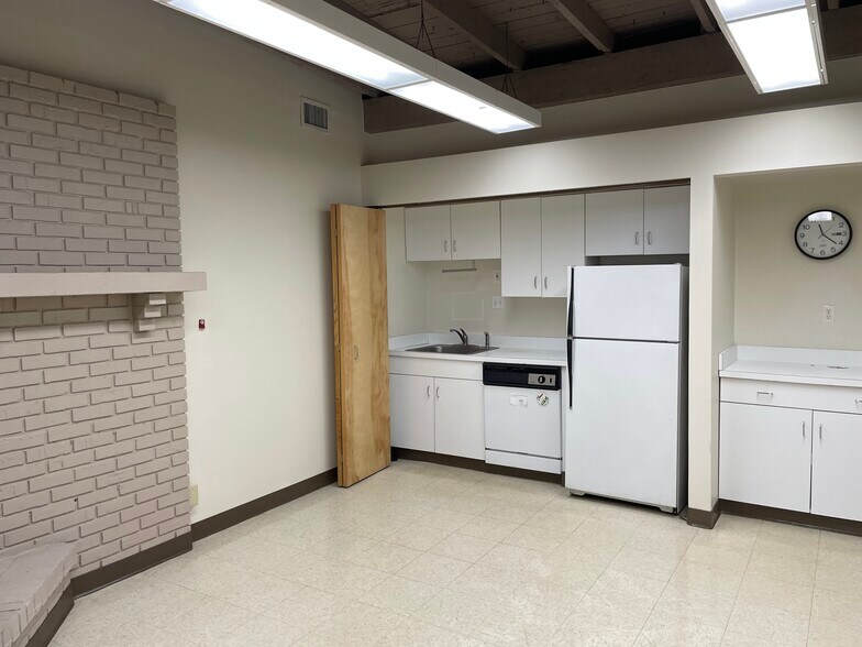 3307 Clifton Ave, Cincinnati, OH à louer - Photo intérieure – Image 2 sur 5