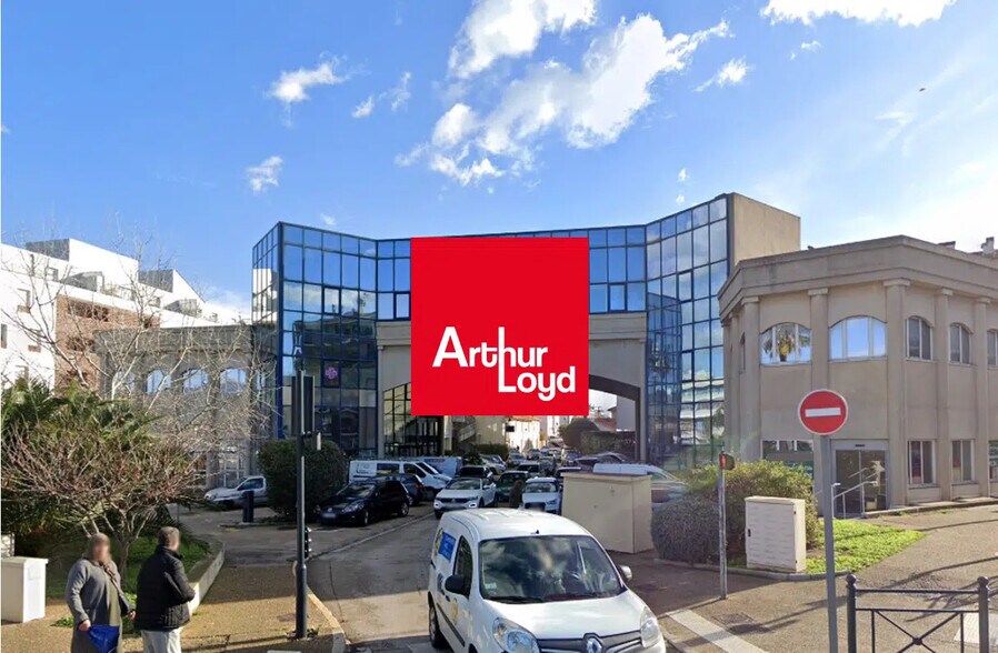 Bureau dans La Seyne-sur-Mer à louer - Photo de l’immeuble – Image 1 sur 8