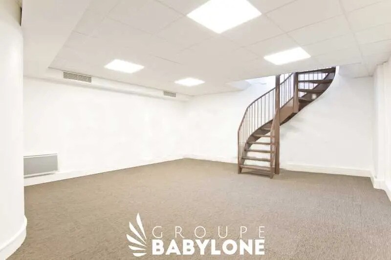 17 Rue Beffroy, Neuilly-sur-Seine à louer - Photo de l’immeuble – Image 3 sur 7