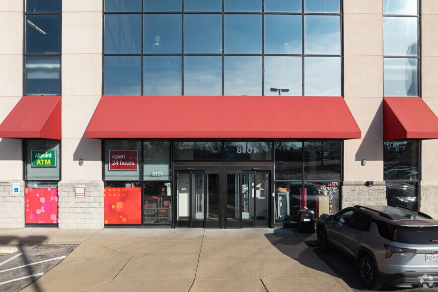 8101 Clayton Rd, Saint Louis, MO à louer - Photo de l’immeuble – Image 2 sur 4